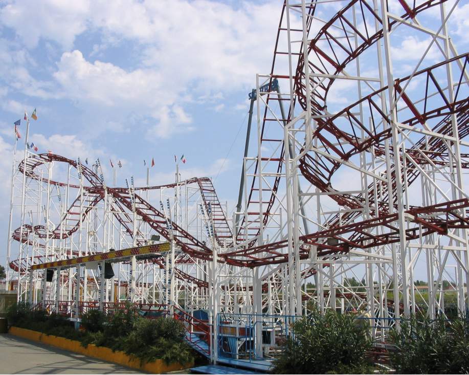 &copy; Ralph Latotzki